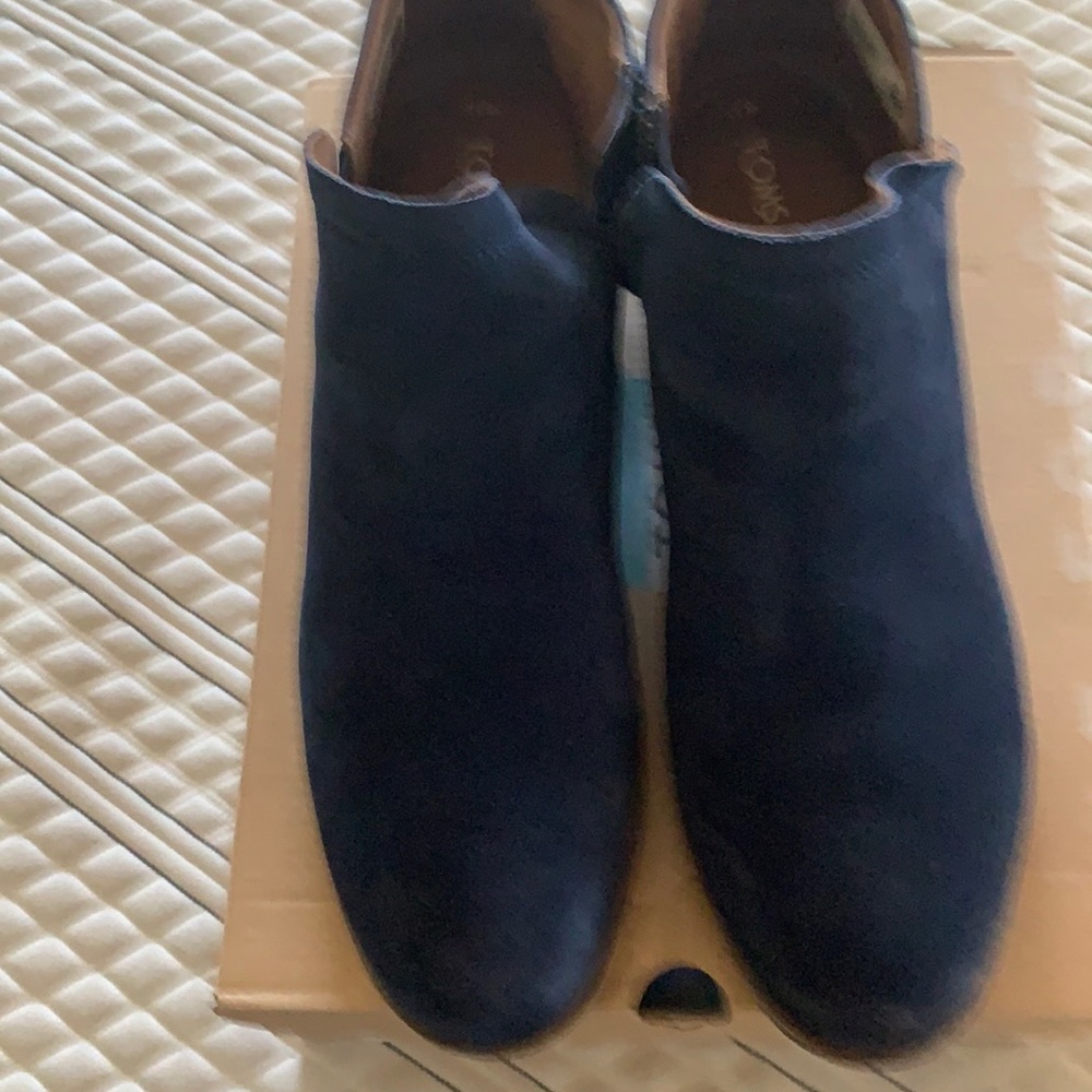 Toms Blue Suede Boots Size 11